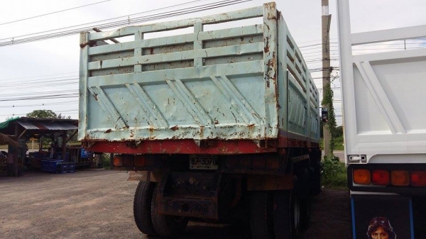 ขายดั้ม2เพลา ร็อกกี้ นางฟ้า240 เครื่องดี แคชซีสวย พ.เพาเวอร์ เบรกทิฟฟี่ ภายในสวย แอร์เย็น สภาพพร้อมใช้งาน เอกสารพร้อมโอน 090-8588220 คุณนะ 093-3258446คุณบิว ID:narong498 หรือเข้าดูสินค้าอื่นๆได้ที่ www.truck.in.th/498 หรือเพจFacebook ณรงค์ ซื้อขายรถมือสอง