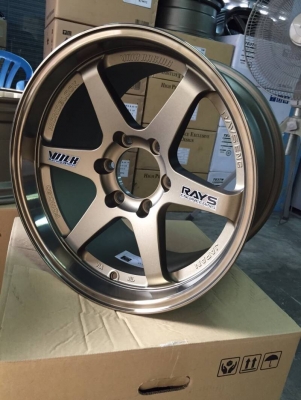 แม็กใหม่te37ก้านตรงขอบ18 กว้าง9.5/10.5 ชุดละ 15500 แถมครบ