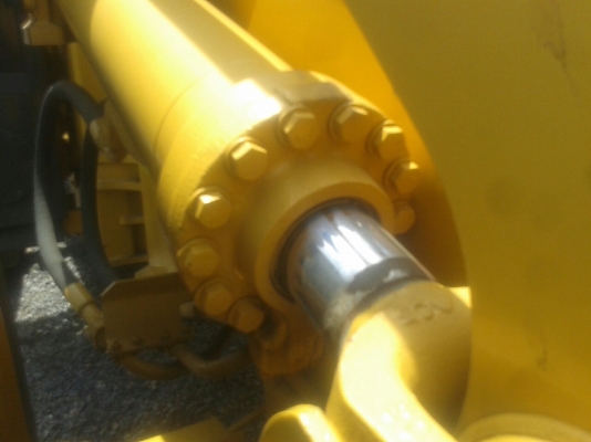 รถตักล้อยาง KOMATSU WA 450 รถตักล้อยาง KOMATSU WA 450