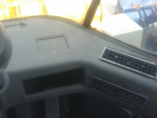 รถตักล้อยาง KOMATSU WA 450 รถตักล้อยาง KOMATSU WA 450