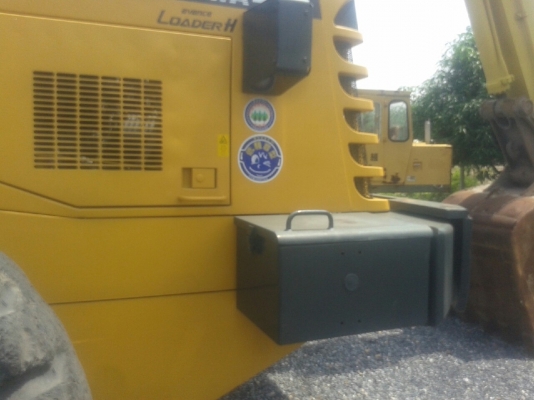 รถตักล้อยาง KOMATSU WA 450 รถตักล้อยาง KOMATSU WA 450