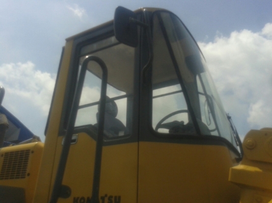 รถตักล้อยาง KOMATSU WA 450 รถตักล้อยาง KOMATSU WA 450