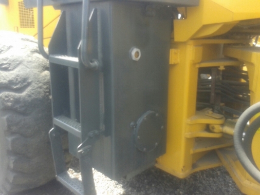 รถตักล้อยาง KOMATSU WA 450 รถตักล้อยาง KOMATSU WA 450