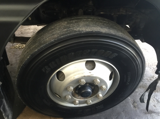 ขายดาวน์...10ล้อหัวลา..360แรง ปี56 รถสวย ไมล์203977กิโล..รถเดิมไม่มีชน ไม่แกะ