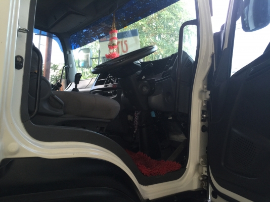 ขายดาวน์...10ล้อหัวลา..360แรง ปี56 รถสวย ไมล์203977กิโล..รถเดิมไม่มีชน ไม่แกะ