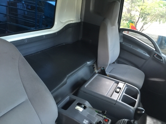 ขายดาวน์...10ล้อหัวลา..360แรง ปี56 รถสวย ไมล์203977กิโล..รถเดิมไม่มีชน ไม่แกะ