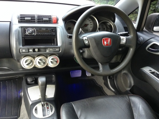 ขาย HONDA JAZZ ขาย HONDA JAZZ