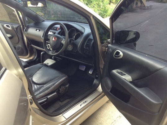 ขาย HONDA JAZZ ขาย HONDA JAZZ