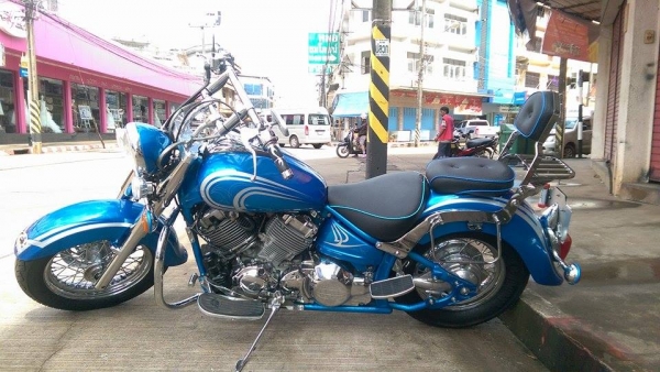ขายคับ YAMAHA DRAGSTAR CLASSIC 400cc ปี2003 ทะเบียนพร้อมโอน สีสวยๆ ของแต่งเยอะคับ ท่อแต่ง สปอตไลท์ เครื่องแน่นมากคับ ราคา 99500 บาท สนใจติดต่อ 081-0578282 คับ ส่งได้ทั่วไทยคับ สนใจติดต่อ 081-0578282 FACEBOOK ชาญณรงค์ ป๊อป ชัยอมฤต ไอดีไลน์ POPBIGBIKESAKON