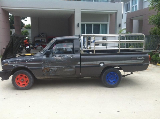 มาสด้าแฟมิเลียพร้อมใช้