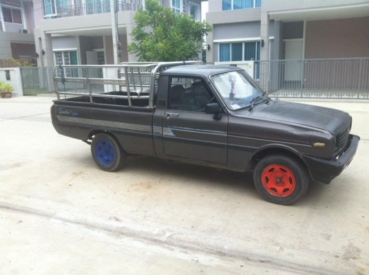 มาสด้าแฟมิเลียพร้อมใช้