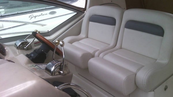 ลดราคา....ขายด่วน 03 Searay 320 Sundancer สภาพป้ายแดง by Xteam