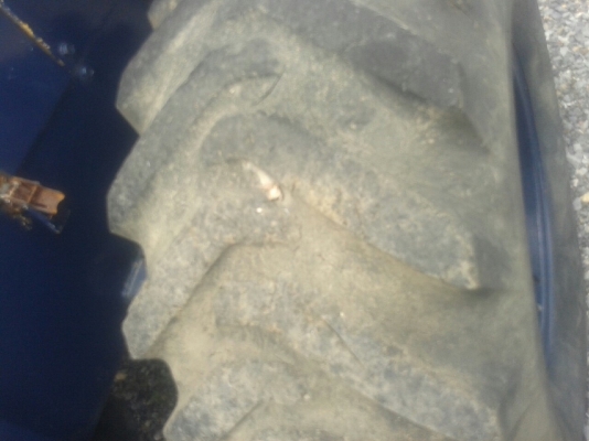 รถตักล้อยาง KOMATSU WR8 รถตักล้อยาง KOMATSU WR8