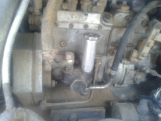 รถตักล้อยาง KOMATSU WR8 รถตักล้อยาง KOMATSU WR8