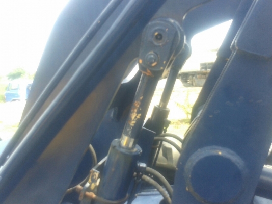 รถตักล้อยาง KOMATSU WR8 รถตักล้อยาง KOMATSU WR8