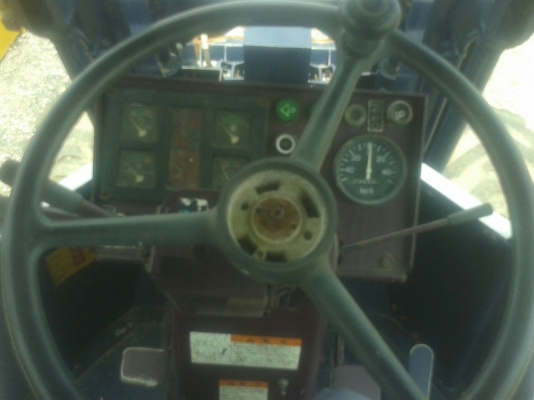 รถตักล้อยาง KOMATSU WR8 รถตักล้อยาง KOMATSU WR8