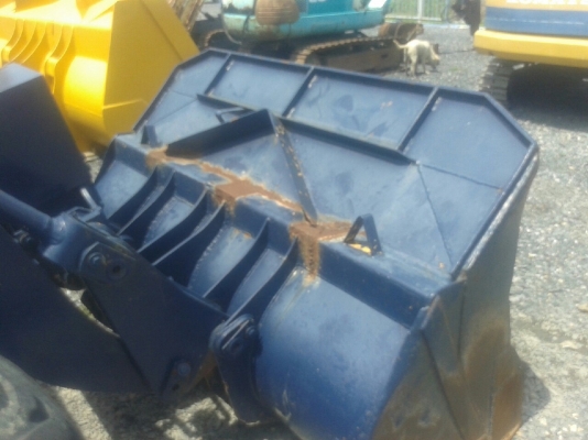 รถตักล้อยาง KOMATSU WR8 รถตักล้อยาง KOMATSU WR8