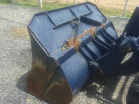 รถตักล้อยาง KOMATSU WR8 รถตักล้อยาง KOMATSU WR8