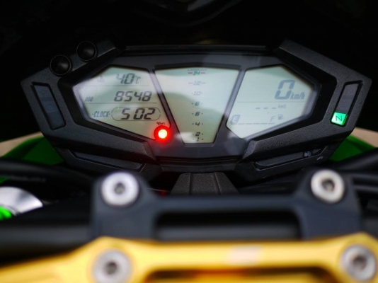 ขาย Kawazaki Z800 ปี 2015 โฉมใหม่ล่าสุด พร้อมทะเบียนแท้ รถสวยมากสภาพใหม่กริ๊ป