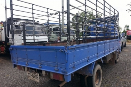 ขาย6ล้อ ISUZU NKR 130เทอร์โบ ยาว4.30เมตร เครื่องดี แคชซีสวย สภาพพร้อมใช้งาน เอกสารพร้อมโอน  สนใจโทร 090-8588220คุณนะ 093-3258446คุณบิว ID:narong498 หรือเข้าดูสินค้าอื่นๆได้ที่ www.truck.in.th/498 หรือเพจFacebook ณรงค์ ซื้อขายรถมือสอง (เว็บไซต์ส่วนตัว) หรื