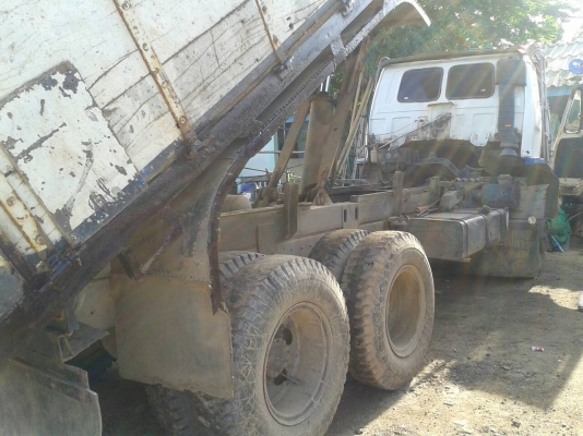 ขายรถ 10 ล้อ 2 เพลา ดั้ม  ISUZU ล๊อค 170 เบรคทิปฟี้ ราคา.670000 ต่อรอง สนใจโทรจองด่วน