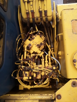 Kobelco SK60 นำเข้าจากญี่ปุ่น สภาพพร้อมใช้งาน จอดอยู่บางปะอิน อยุธยา ติดต่อ ใหม่ 061-4194022 Kobelco SK60 นำเข้าจากญี่ปุ่น สภาพพร้อมใช้งาน จอดอยู่บางปะอิน อยุธยา ติดต่อ ใหม่ 061-4194022