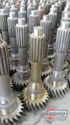 ปลายก้านเกียร์ 4 HINO F18 อย่ารอช้ารีบจัดกันด่วนๆเลยครับ