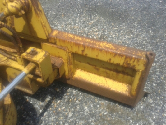 รถตัก MITSUBISHI BD2G