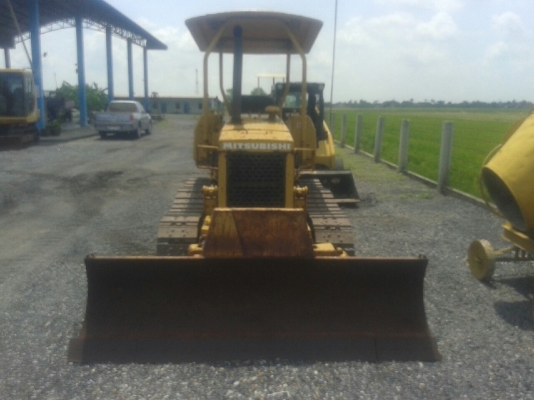 รถตัก MITSUBISHI BD2G