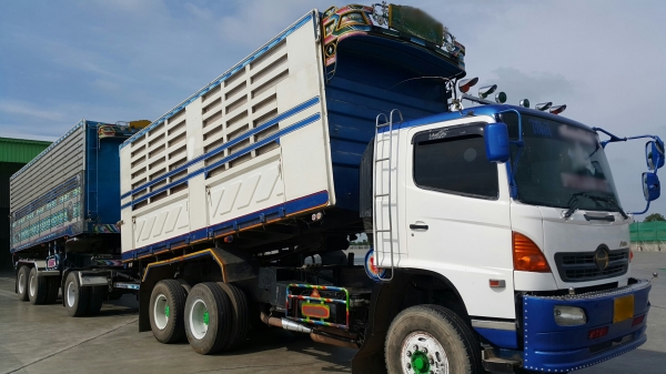 ขายรถพ่วง 22 ล้อ แม่.ลูก HINO 320 แม่ปี.48 ลูกปี.55 ราคา.2150000 ต่อรอง ขายรถพ่วง 22 ล้อ แม่.ลูก HINO 320 แม่ปี.48 ลูกปี.55 ราคา.2150000 ต่อรอง