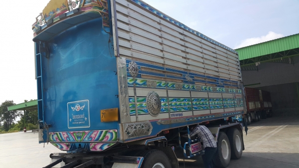 ขายรถพ่วง 22 ล้อ แม่.ลูก HINO 320 แม่ปี.48 ลูกปี.55 ราคา.2150000 ต่อรอง ขายรถพ่วง 22 ล้อ แม่.ลูก HINO 320 แม่ปี.48 ลูกปี.55 ราคา.2150000 ต่อรอง