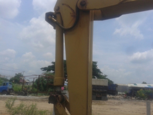 รถแบคโฮ KOMATSU