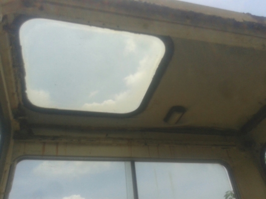 รถแบคโฮ KOMATSU รถแบคโฮ KOMATSU