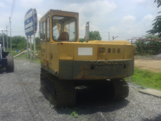 รถแบคโฮ KOMATSU รถแบคโฮ KOMATSU