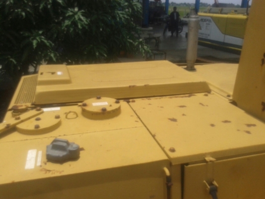 รถแบคโฮ KOMATSU รถแบคโฮ KOMATSU