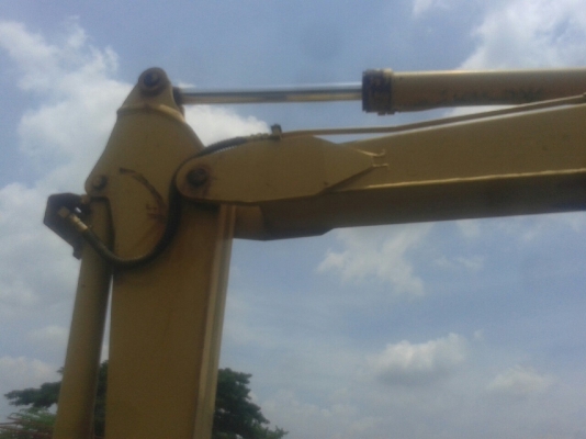 รถแบคโฮ KOMATSU รถแบคโฮ KOMATSU