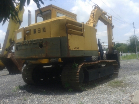 รถแบคโฮ KOMATSU รถแบคโฮ KOMATSU
