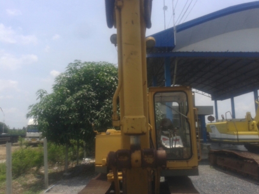 รถแบคโฮ KOMATSU รถแบคโฮ KOMATSU