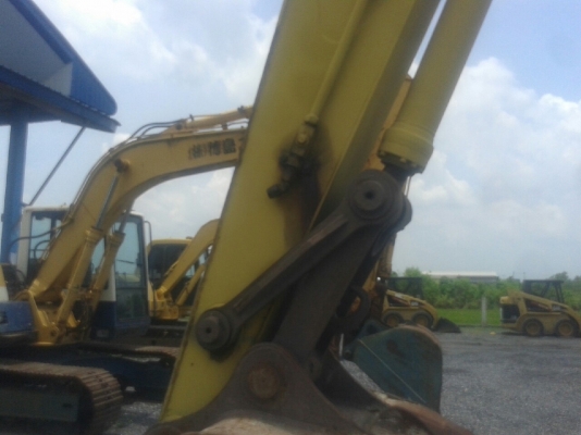 รถแบคโฮ KOBELCO รถแบคโฮ KOBELCO