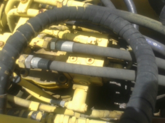 รถแบคโฮ KOBELCO รถแบคโฮ KOBELCO