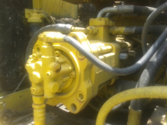 รถแบคโฮ KOBELCO รถแบคโฮ KOBELCO