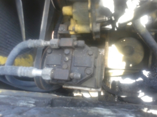 รถแบคโฮ KOBELCO รถแบคโฮ KOBELCO