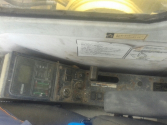 รถแบคโฮ KOBELCO รถแบคโฮ KOBELCO