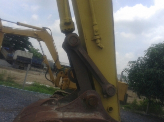 รถแบคโฮ KOBELCO รถแบคโฮ KOBELCO