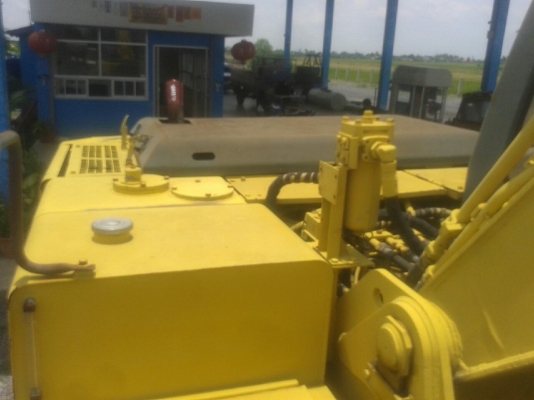 รถแบคโฮ KOBELCO รถแบคโฮ KOBELCO