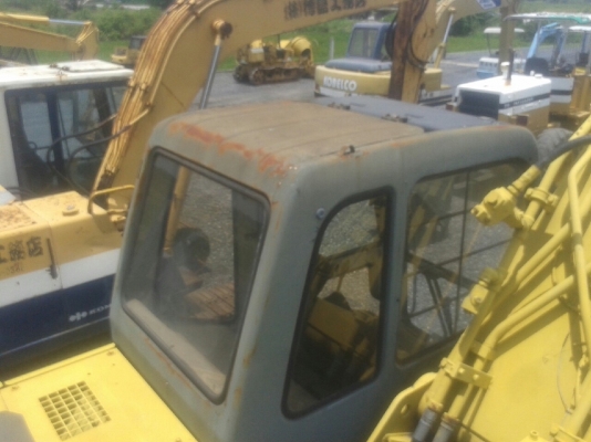 รถแบคโฮ KOBELCO รถแบคโฮ KOBELCO