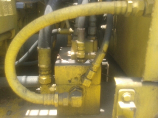 รถแบคโฮ KOBELCO รถแบคโฮ KOBELCO