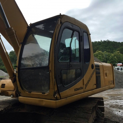 ขายรถแบคโฮ KOMATSU PC200-6 เอกสารเล่มทะเบียน เครื่องคัมมิ้น ราคา 720000