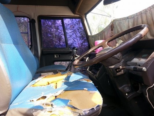 ขายMITSUBISHI FN527M-A เครื่อง220เทอร์โบ โลฮาย10สปีด พ.เพาเวอร์ เบรกทิฟฟี่ ภายในสวย แอร์เย็น สภาพพร้อมใช้งาน เอกสารพร้อมโอน โทร 090-8588220คุณนะ 093-3258446คุณบิว ID:narong498 หรือเข้าดูสินค้าอื่นๆได้ที่ www.truck.in.th/498 หรือเพจFacebook ณรงค์ ซื้อขายรถ