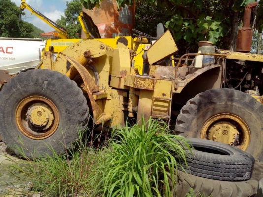 ขายรถตัก950ดั้มเบรกพร้อมใช้ ติดต่อได้ที่คุณ อ๊อฟ พิจิตร 086-737-9991 ขายรถตัก950ดั้มเบรกพร้อมใช้ ติดต่อได้ที่คุณ อ๊อฟ พิจิตร 086-737-9991